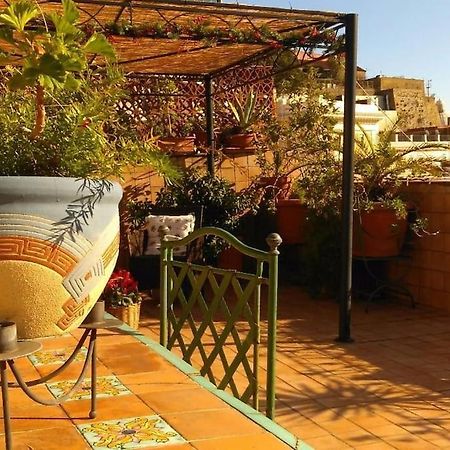 Amazing Roof In The Heart Of Naples! Apartamento Exterior foto